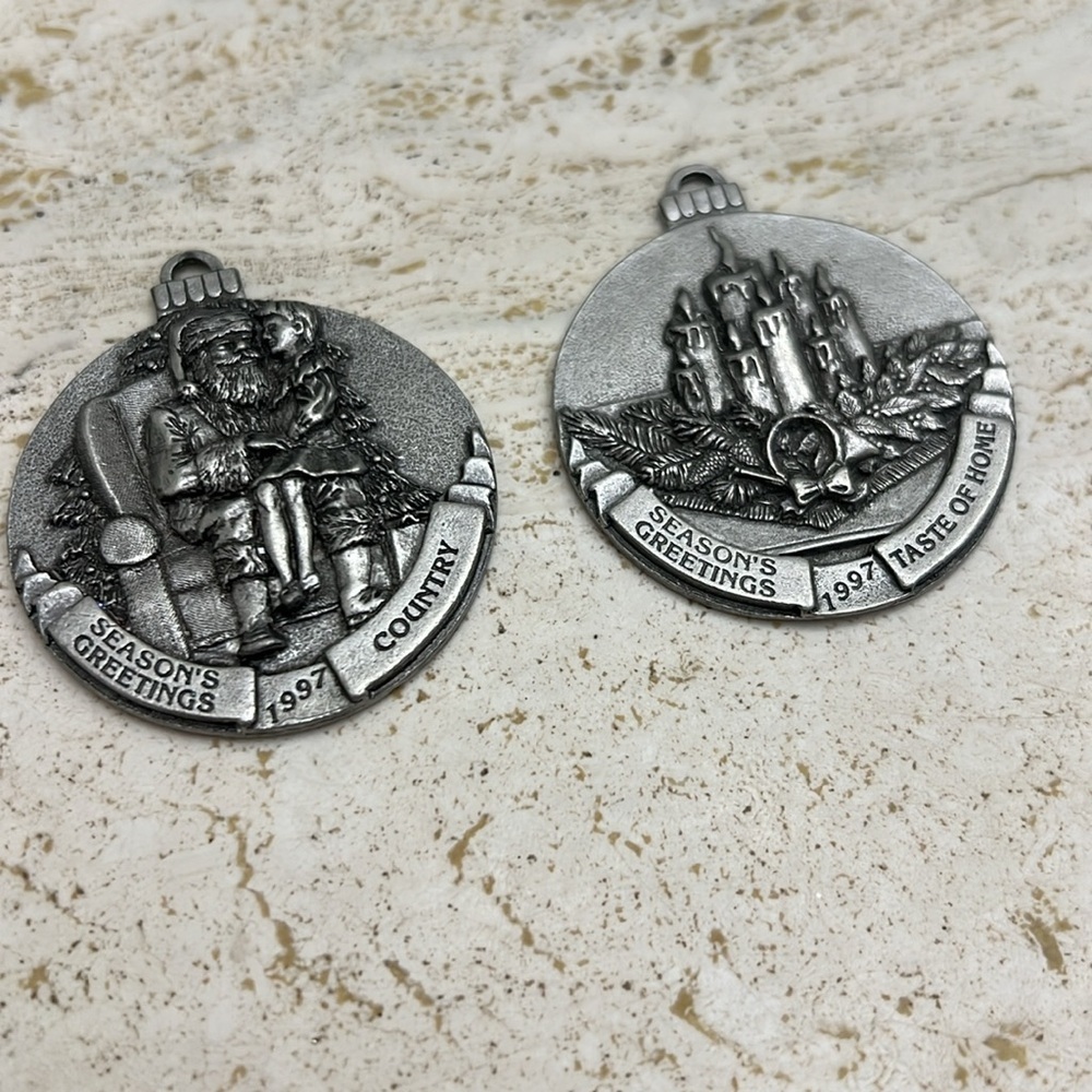 10 Vintage pewter ornaments | Country magazine Season’s Greetings - Picture 7 of 14